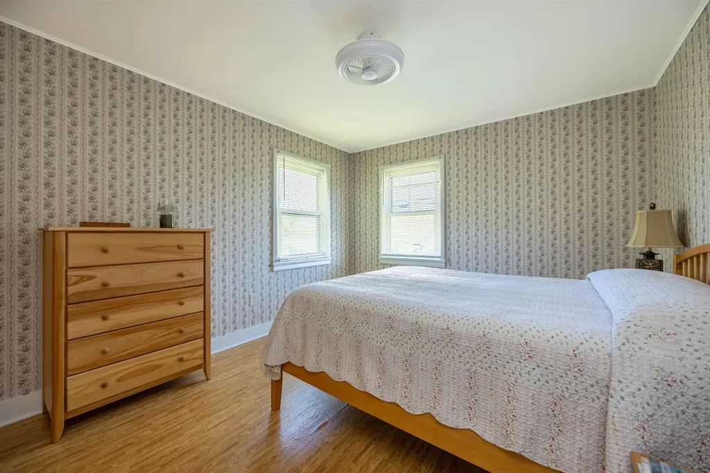 1272 Concord Avenue St. Johnsbury VT 05819