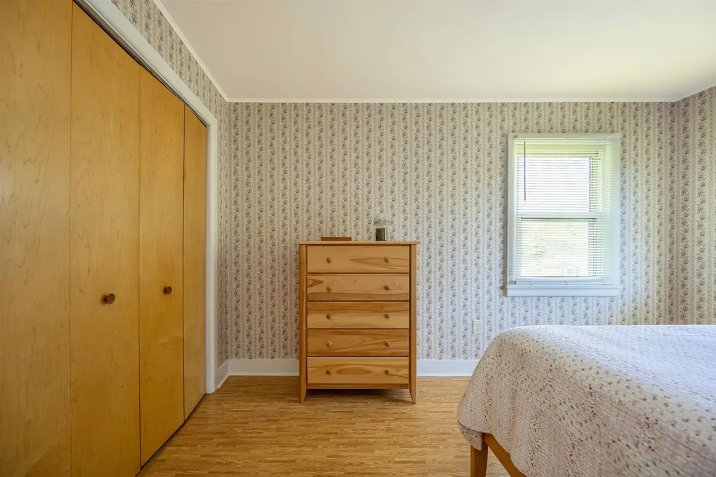 1272 Concord Avenue St. Johnsbury VT 05819