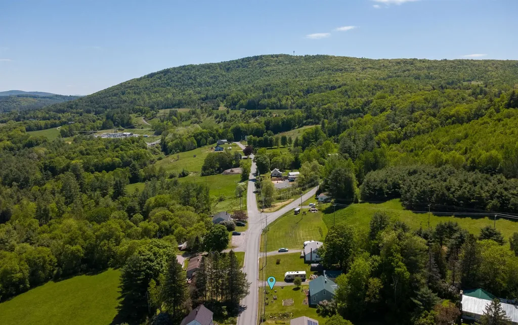 1272 Concord Avenue St. Johnsbury VT 05819