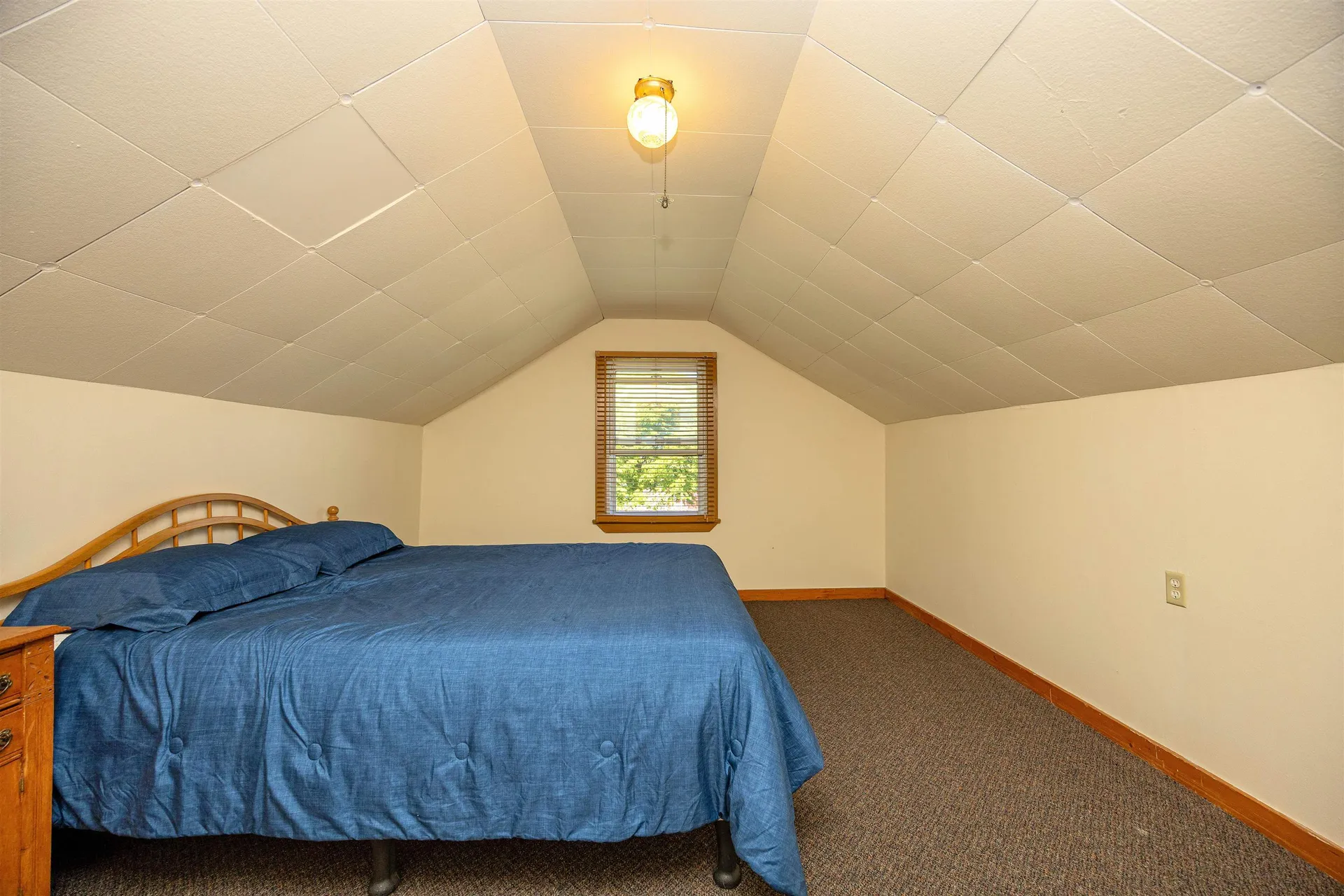 1272 Concord Avenue St. Johnsbury VT 05819