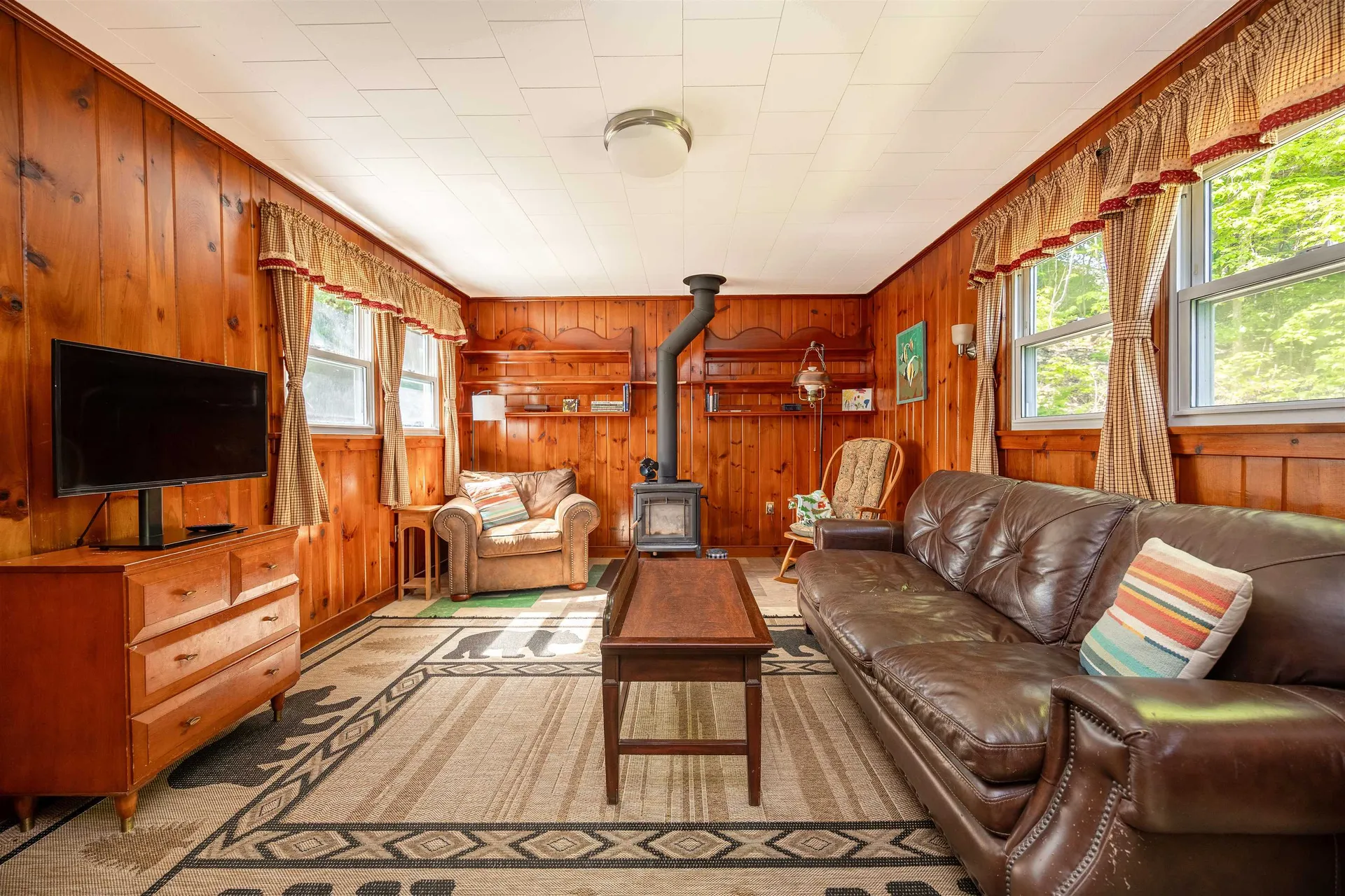 1272 Concord Avenue St. Johnsbury VT 05819