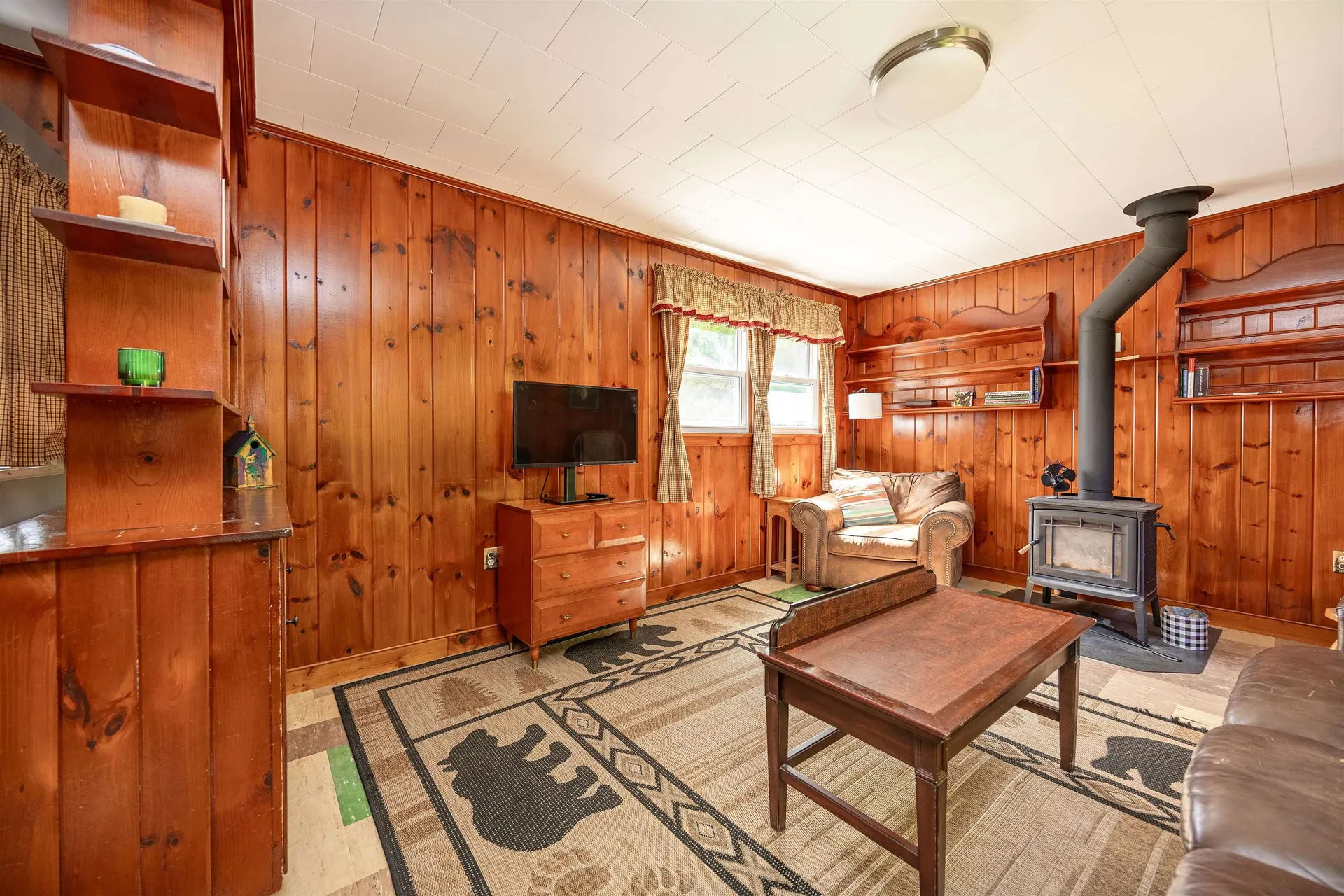 1272 Concord Avenue St. Johnsbury VT 05819