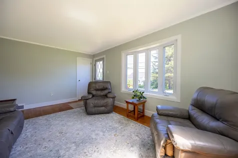 1272 Concord Avenue St. Johnsbury VT 05819