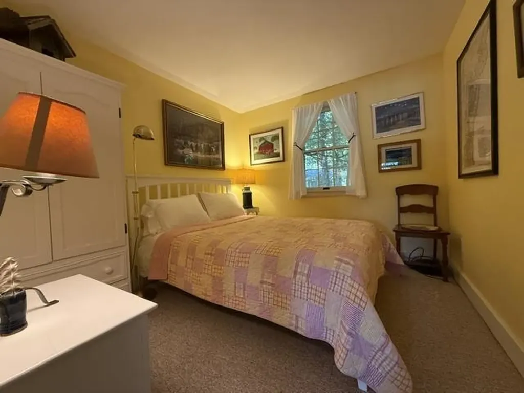 39 Island Drive Bridport VT 05734