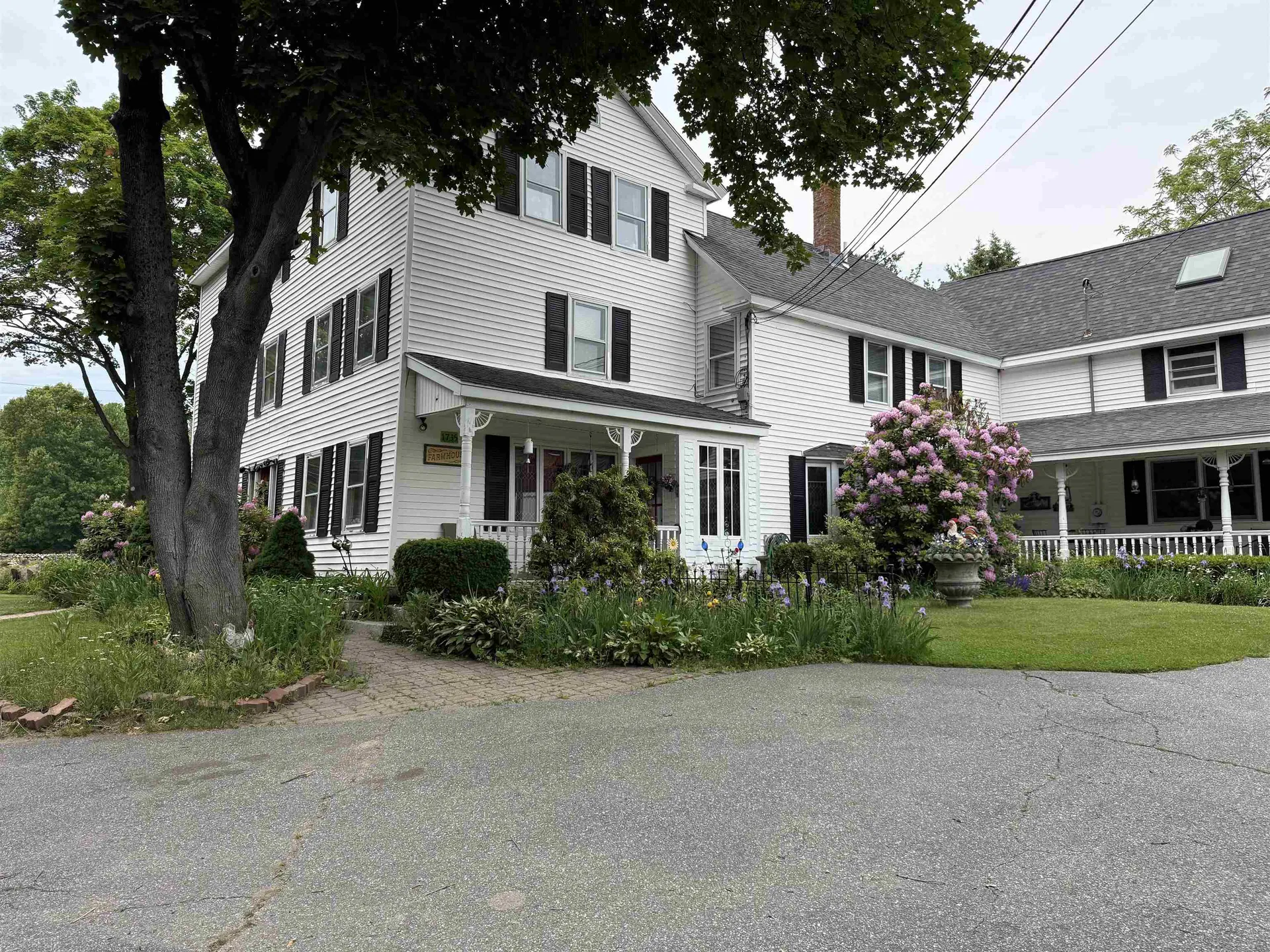 6 Griffin Avenue Londonderry NH 03053