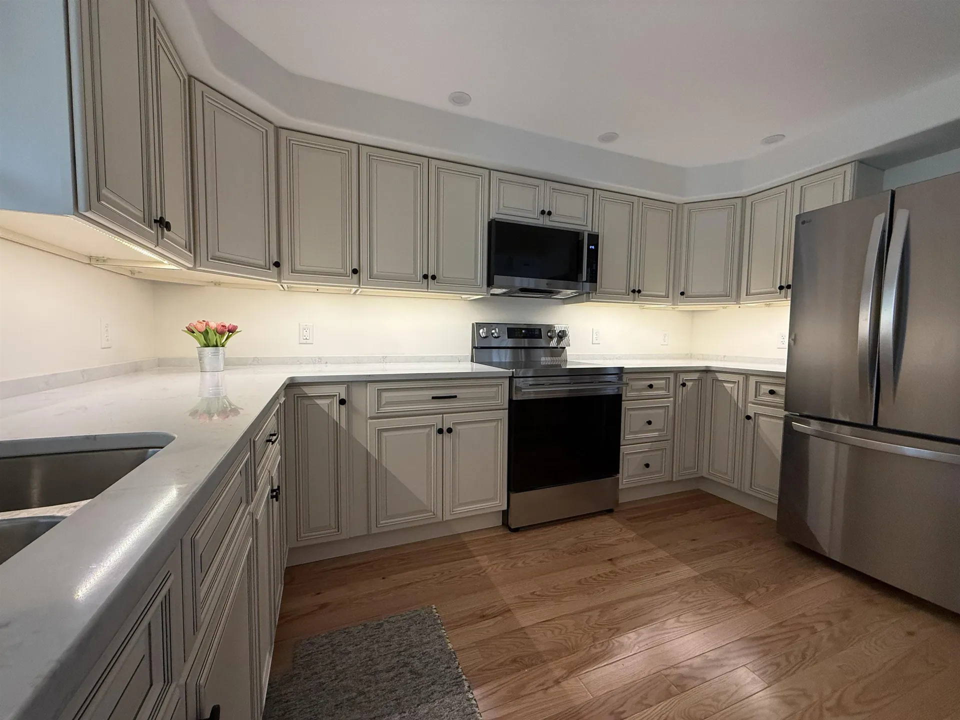 6 Griffin Avenue Londonderry NH 03053