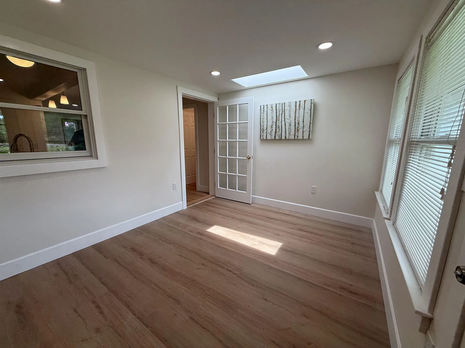 6 Griffin Avenue Londonderry NH 03053