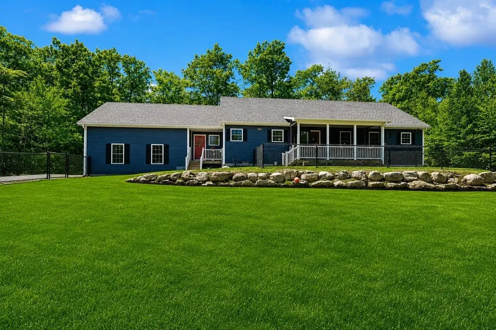 33 Ingalls Terrace Alton NH 03809