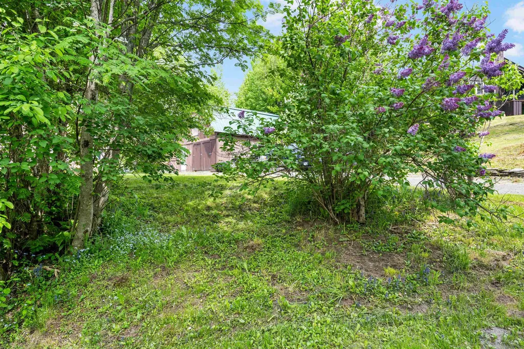 25 Lake Francis Drive Pittsburg NH 03592