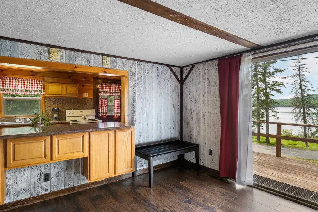 25 Lake Francis Drive Pittsburg NH 03592