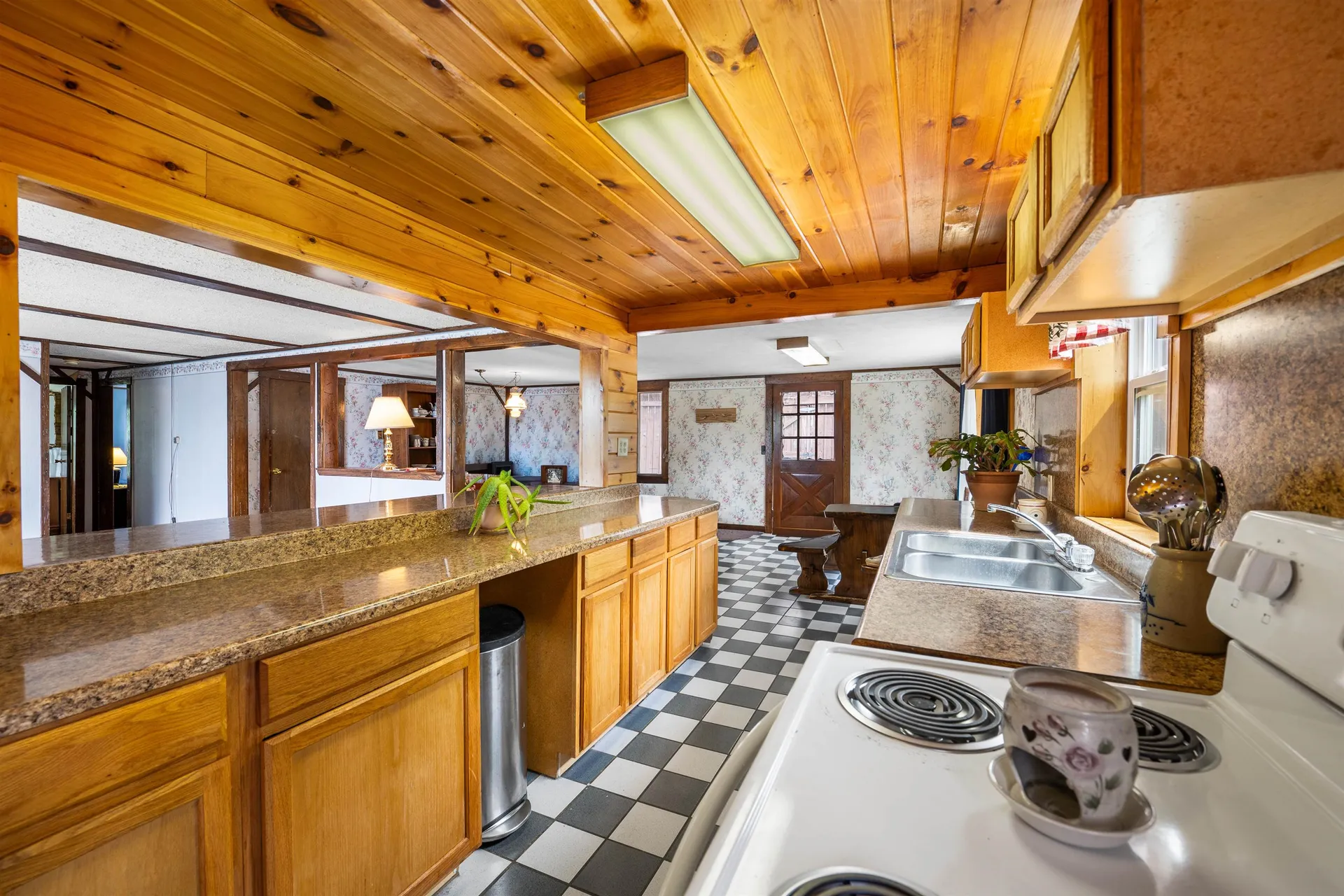 25 Lake Francis Drive Pittsburg NH 03592