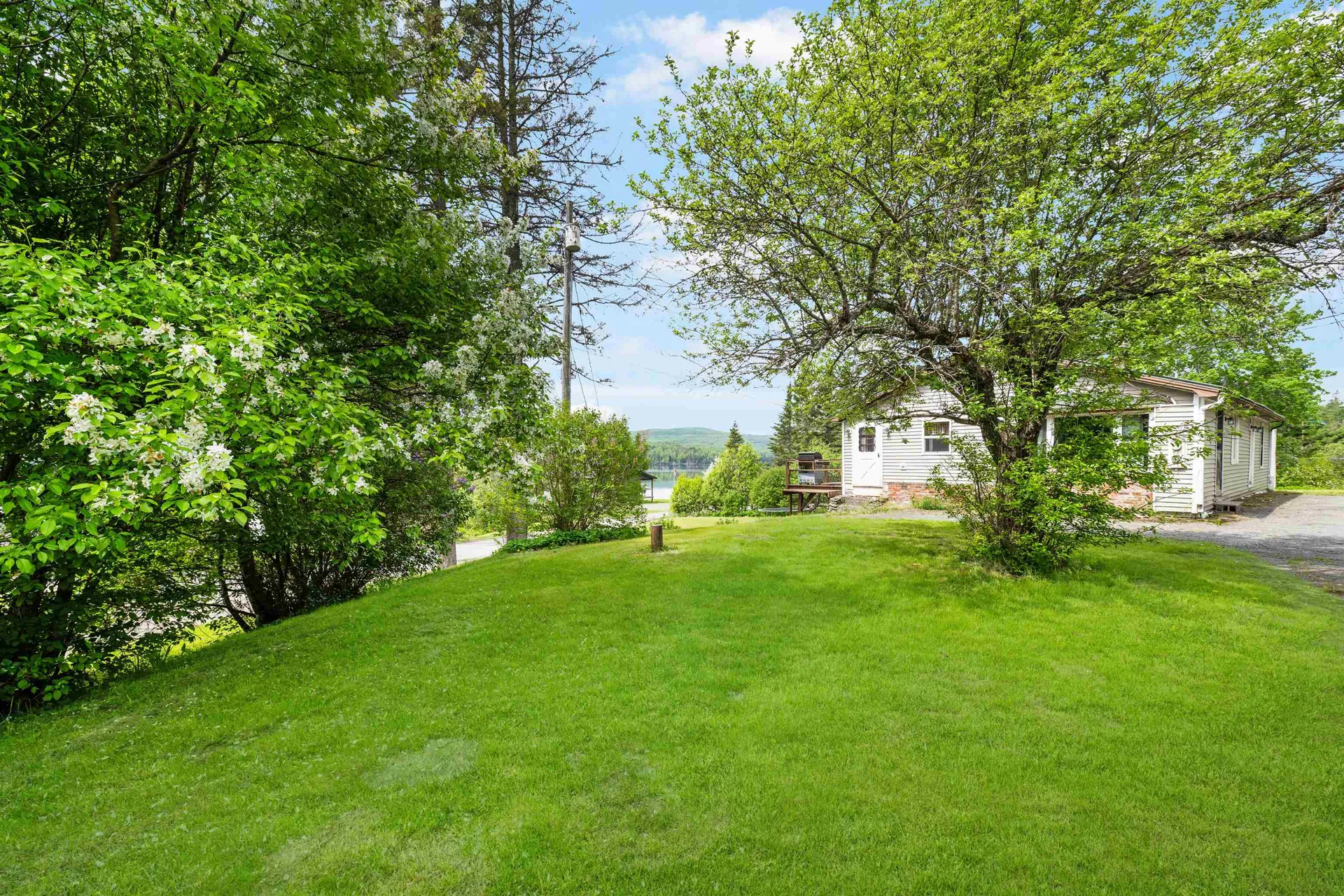 25 Lake Francis Drive Pittsburg NH 03592