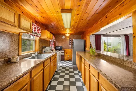 25 Lake Francis Drive Pittsburg NH 03592