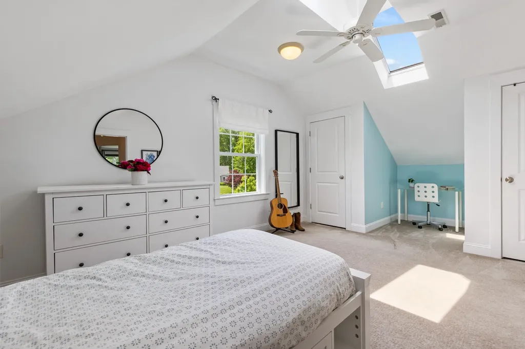 8 Heron Way Stratham NH 03885