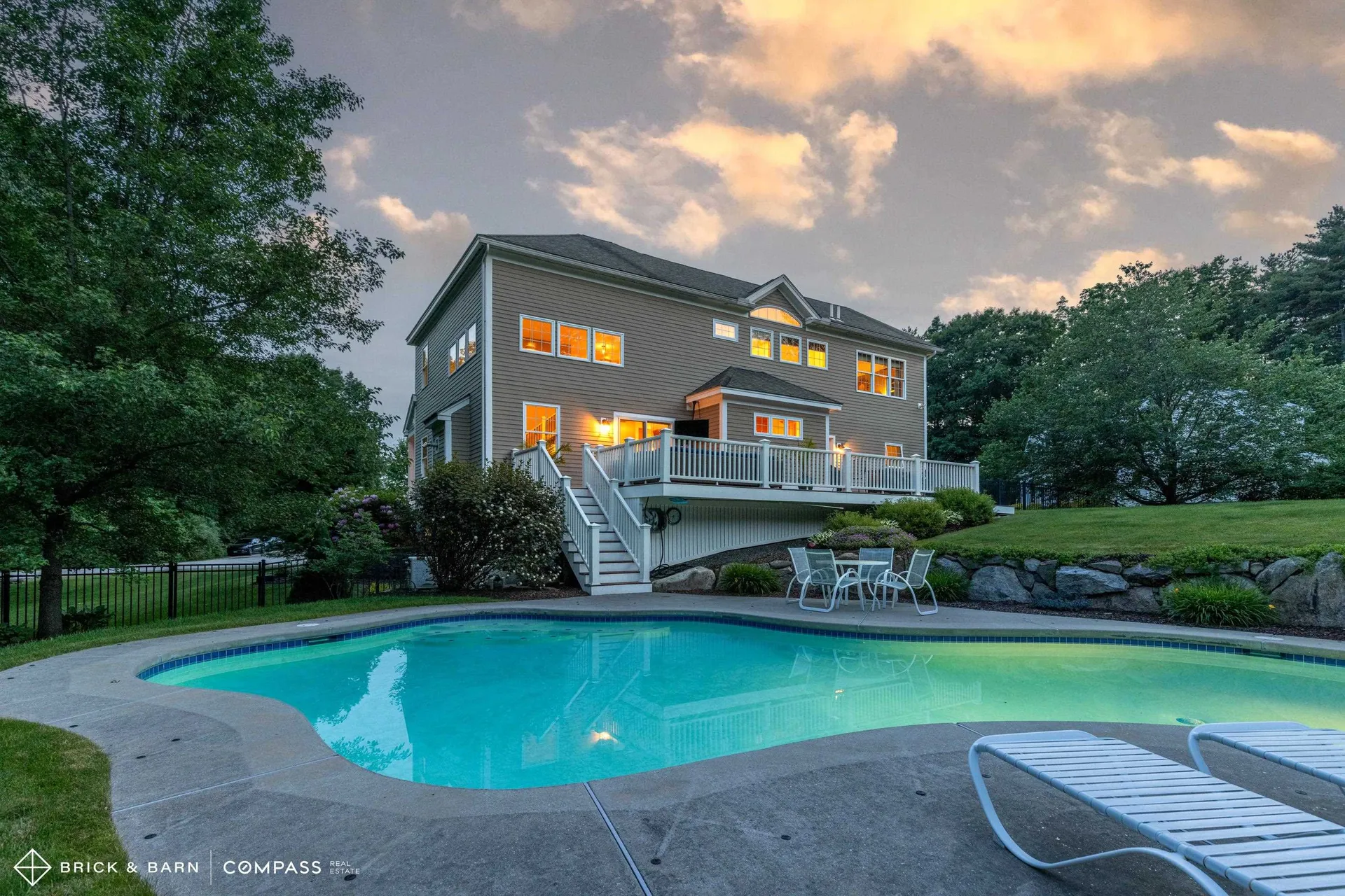 8 Heron Way Stratham NH 03885