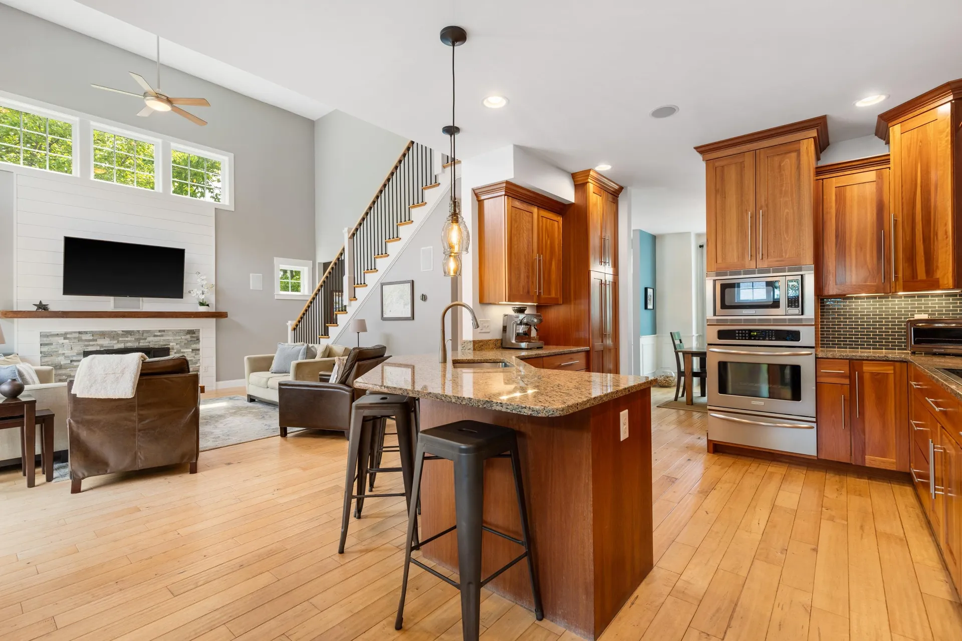 8 Heron Way Stratham NH 03885