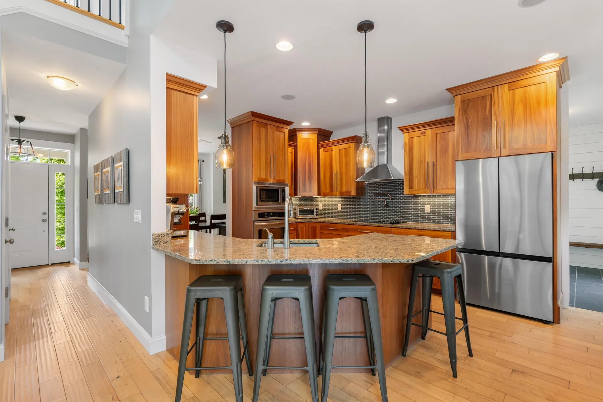 8 Heron Way Stratham NH 03885
