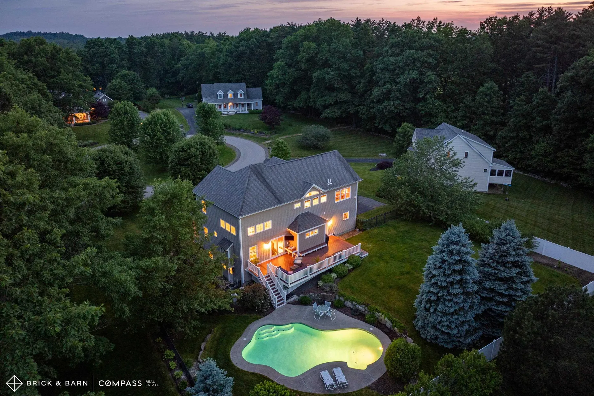 8 Heron Way Stratham NH 03885