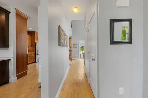 8 Heron Way Stratham NH 03885