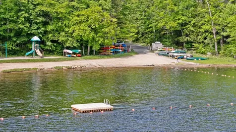 8 Sunset Walk Enfield NH 03748