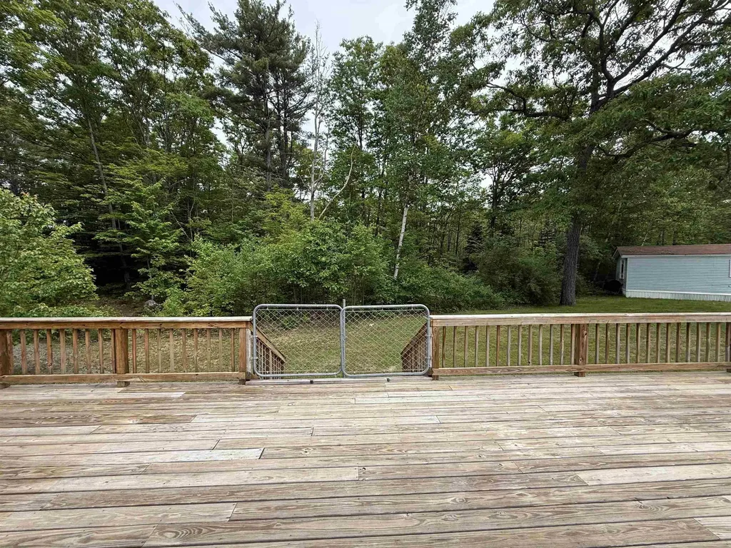 21 Valley Drive Belmont NH 03220