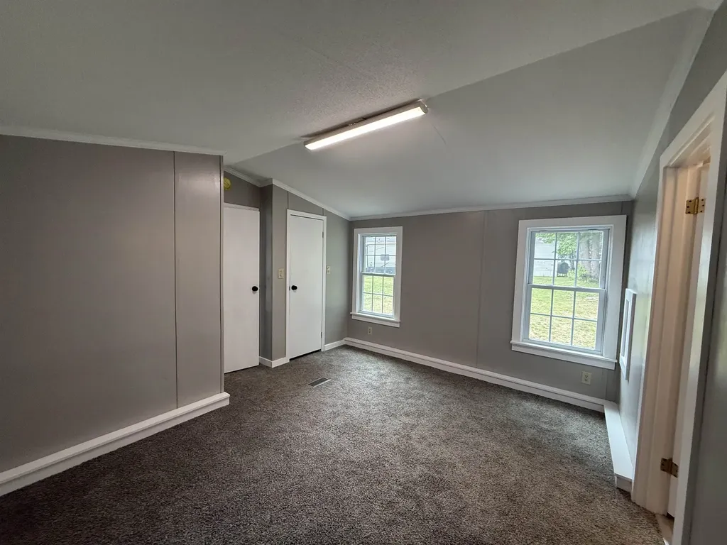 21 Valley Drive Belmont NH 03220