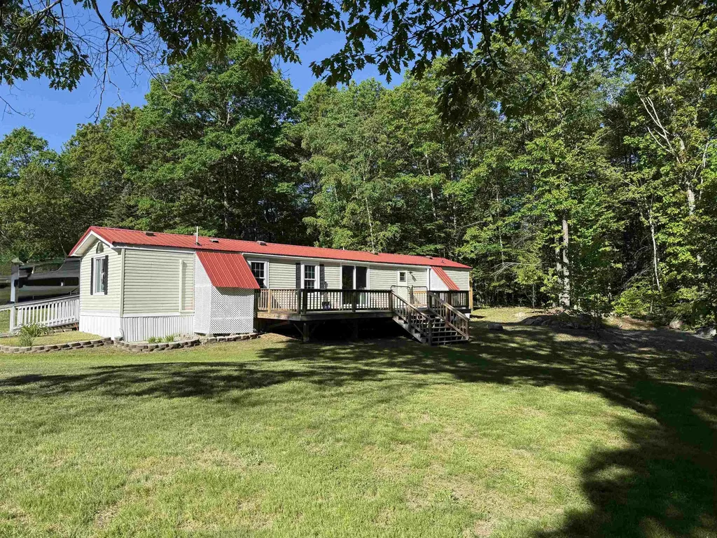 21 Valley Drive Belmont NH 03220