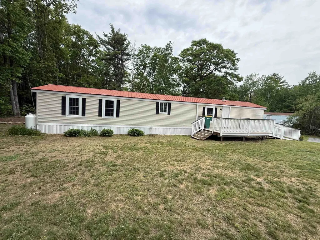 21 Valley Drive Belmont NH 03220