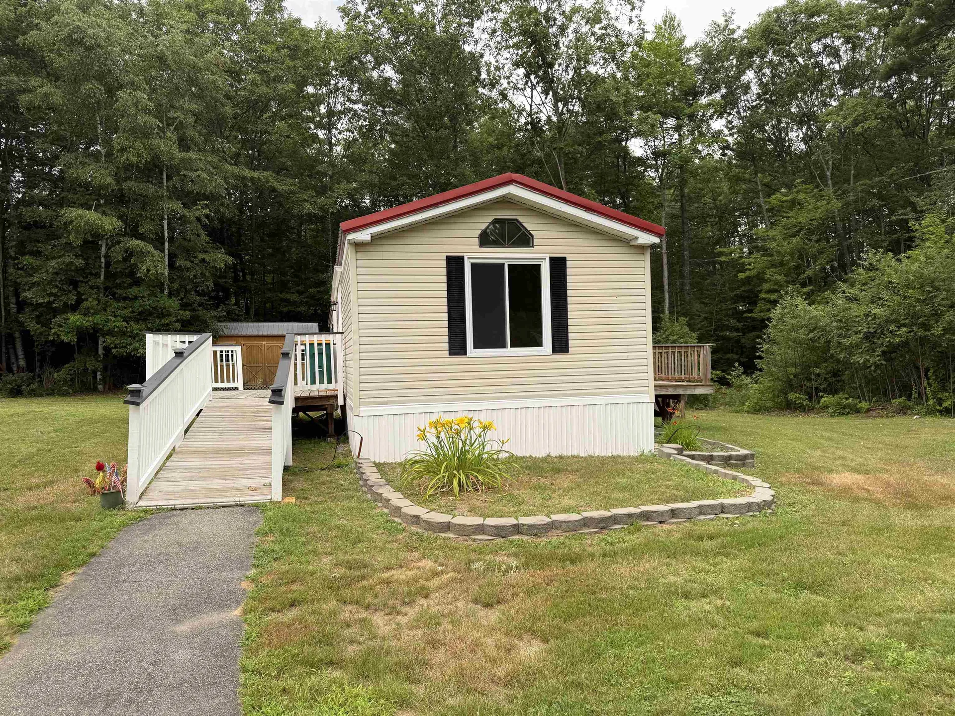 21 Valley Drive Belmont NH 03220