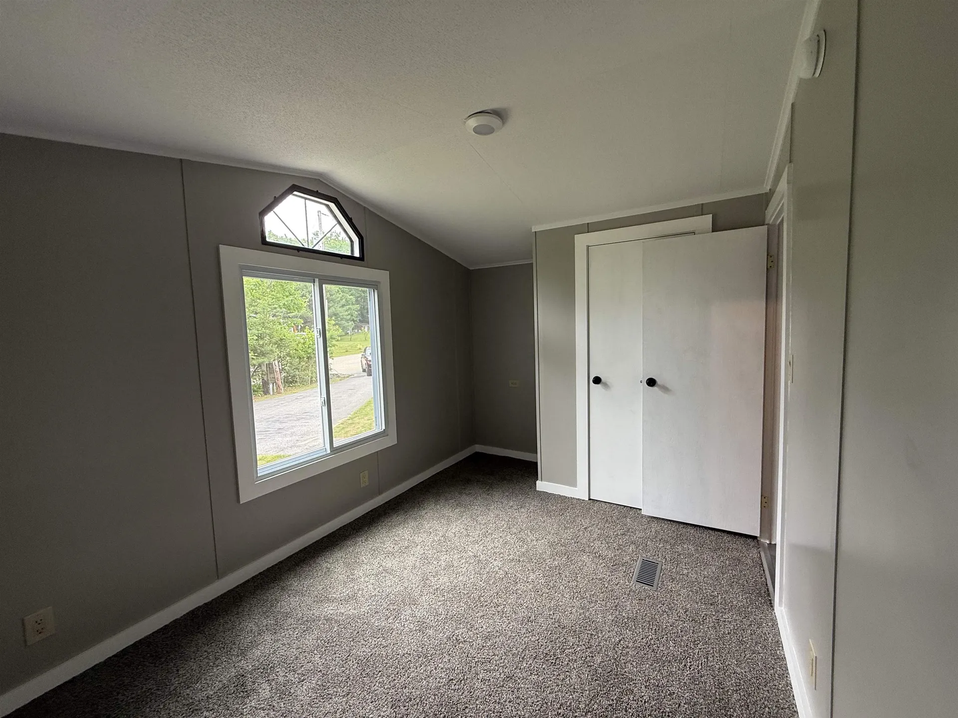 21 Valley Drive Belmont NH 03220