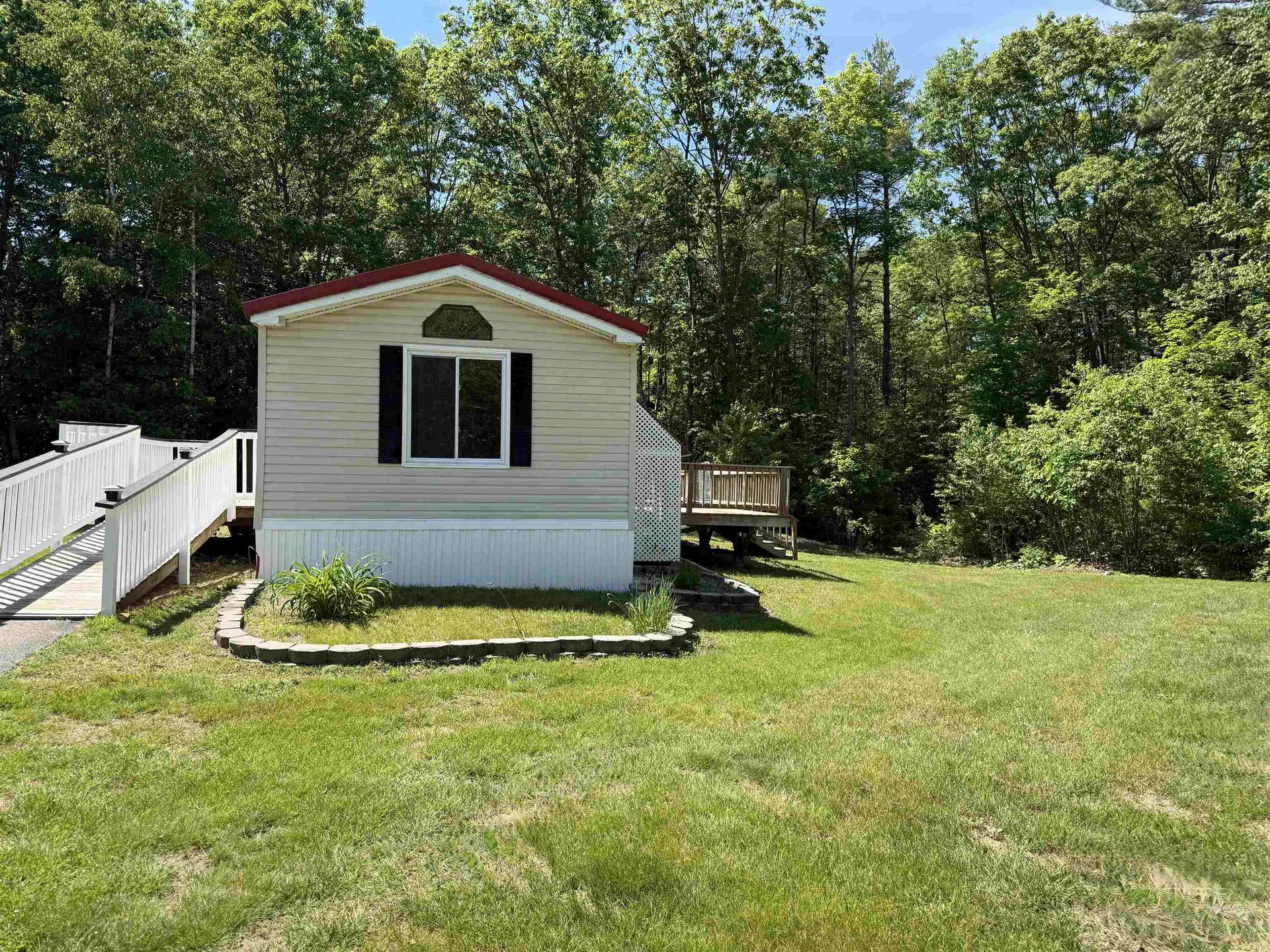 21 Valley Drive Belmont NH 03220