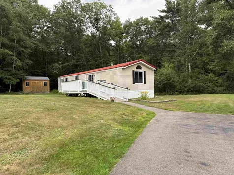 21 Valley Drive Belmont NH 03220