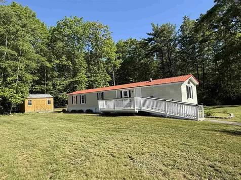 21 Valley Drive Belmont NH 03220