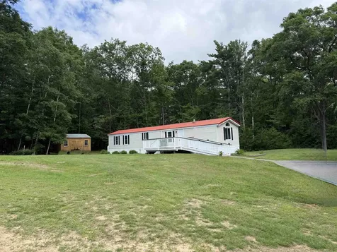 21 Valley Drive Belmont NH 03220