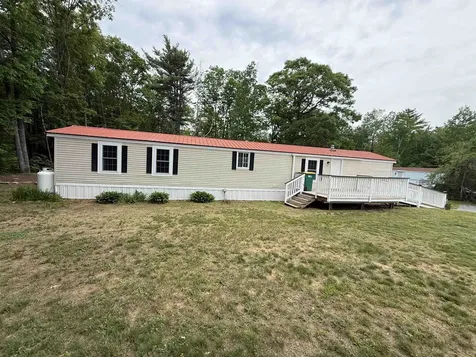 21 Valley Drive Belmont NH 03220