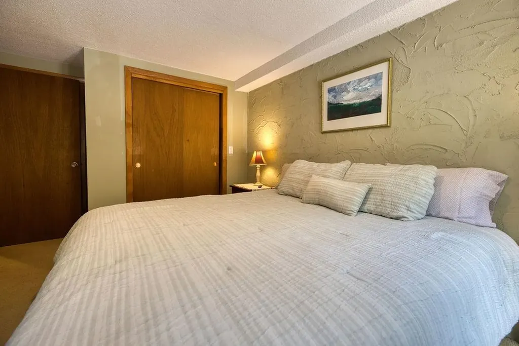 2 Mountainview Road Bartlett NH 03812
