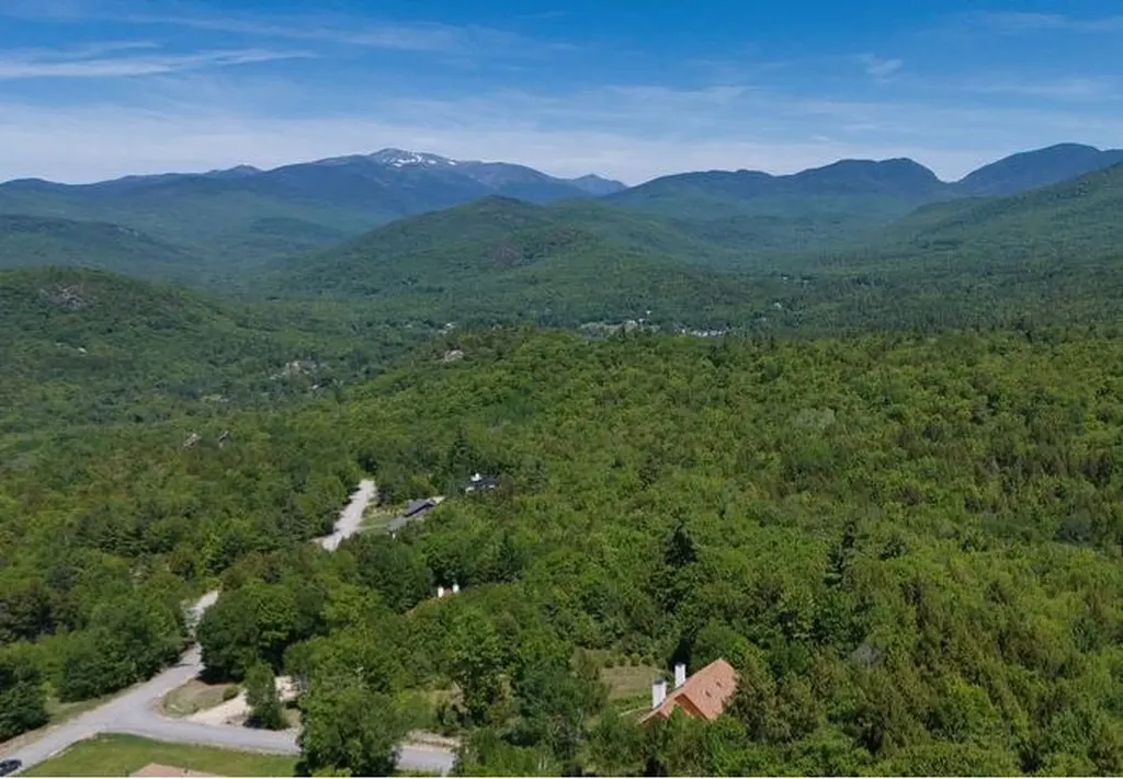 2 Mountainview Road Bartlett NH 03812
