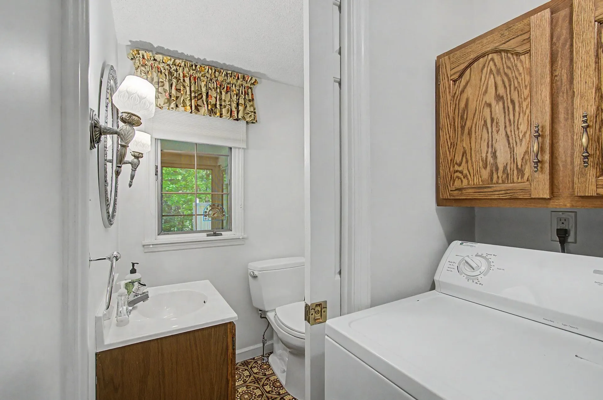 69 Joy Drive South Burlington VT 05403