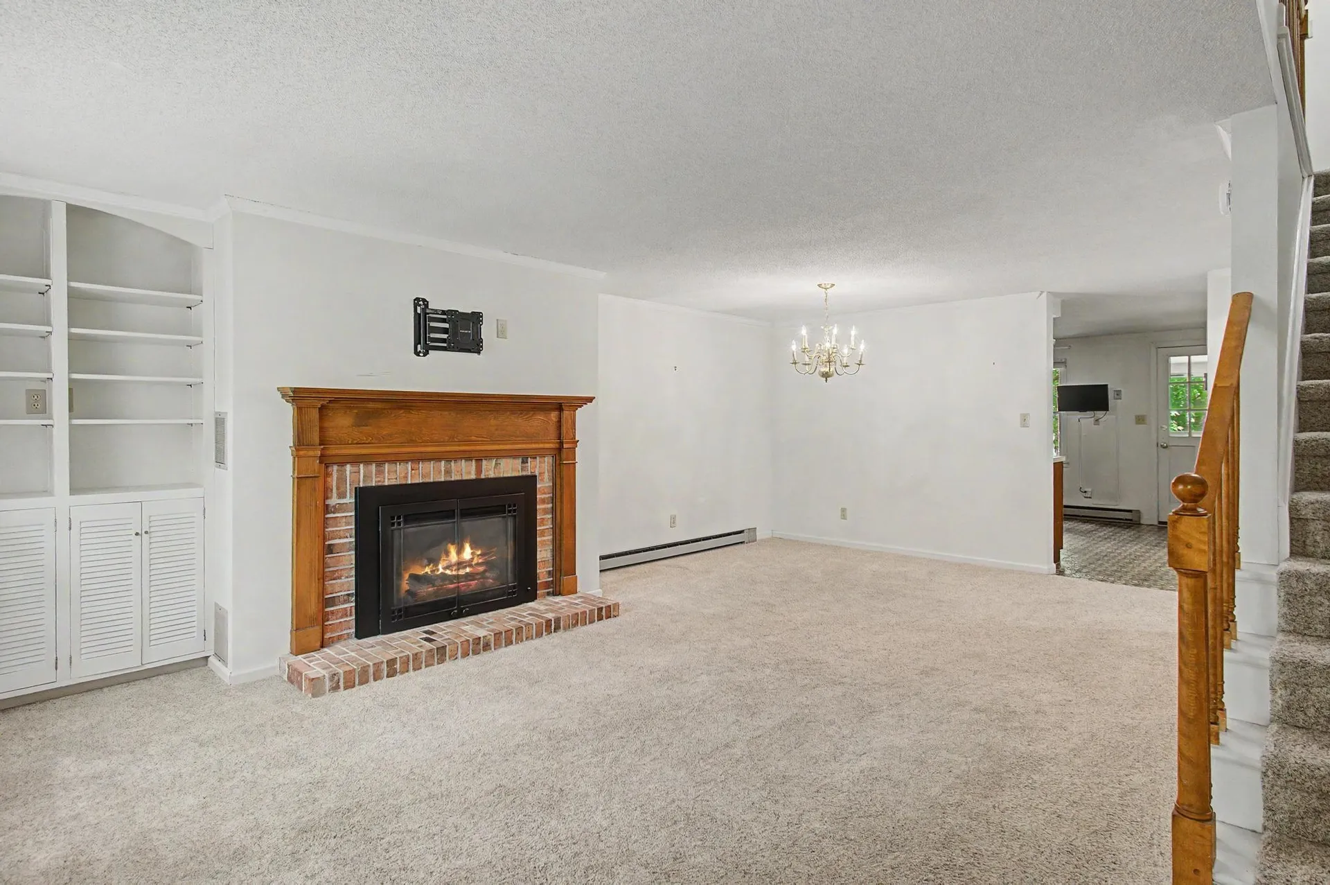 69 Joy Drive South Burlington VT 05403