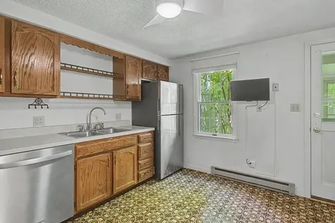 69 Joy Drive South Burlington VT 05403