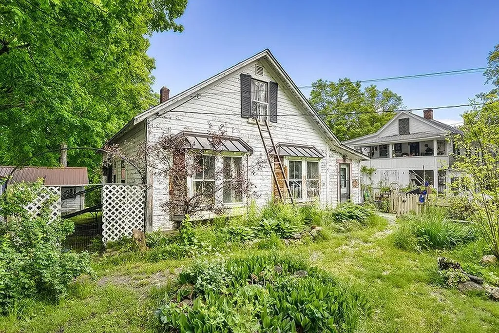 7 Church Street Marlborough NH 03455