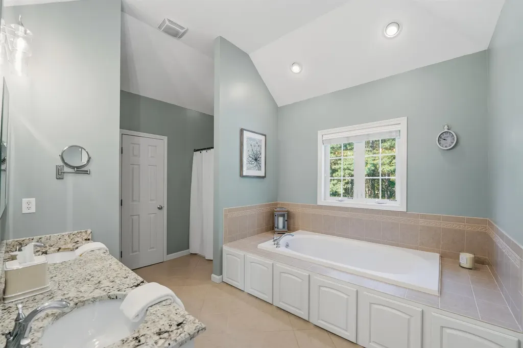 7 Ballard Road Pelham NH 03076