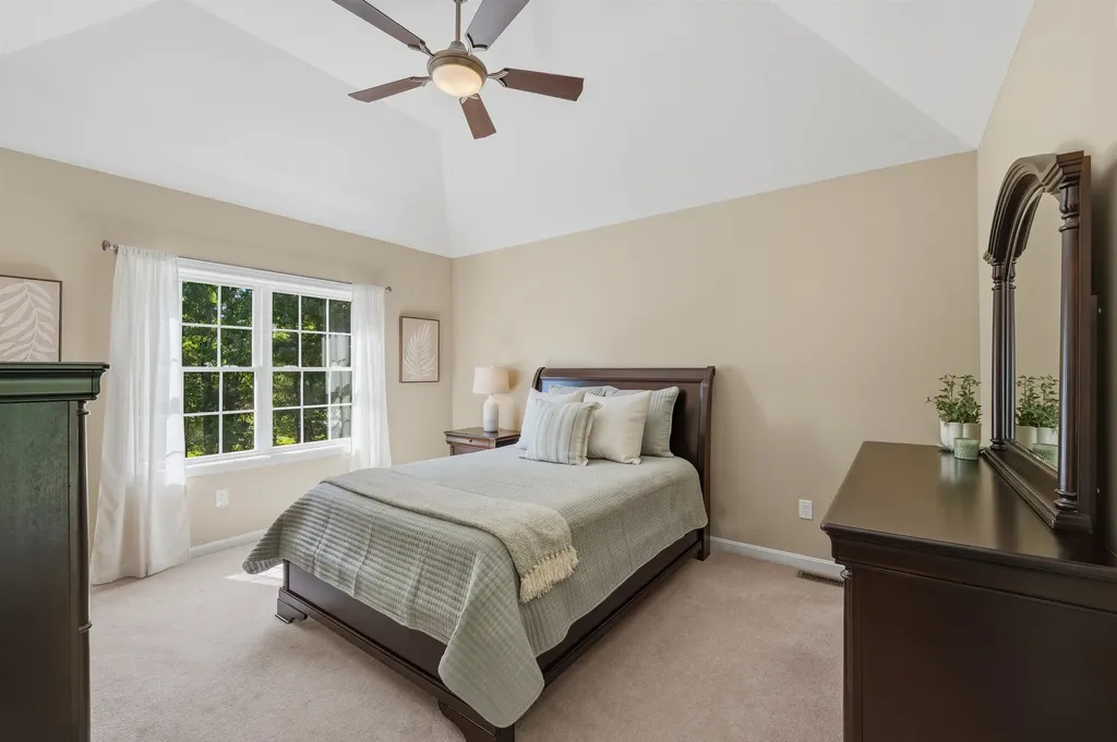 7 Ballard Road Pelham NH 03076