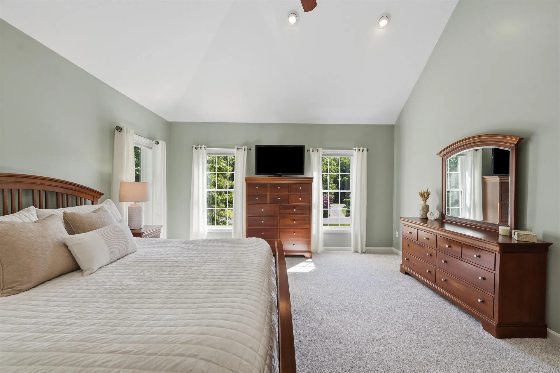 7 Ballard Road Pelham NH 03076
