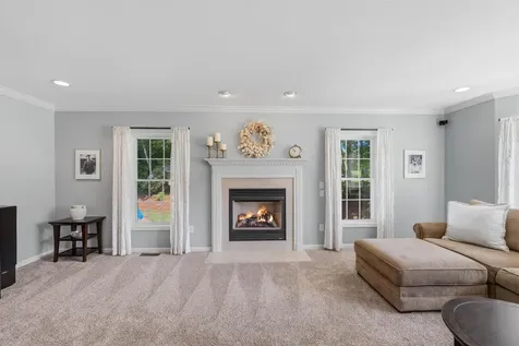 7 Ballard Road Pelham NH 03076