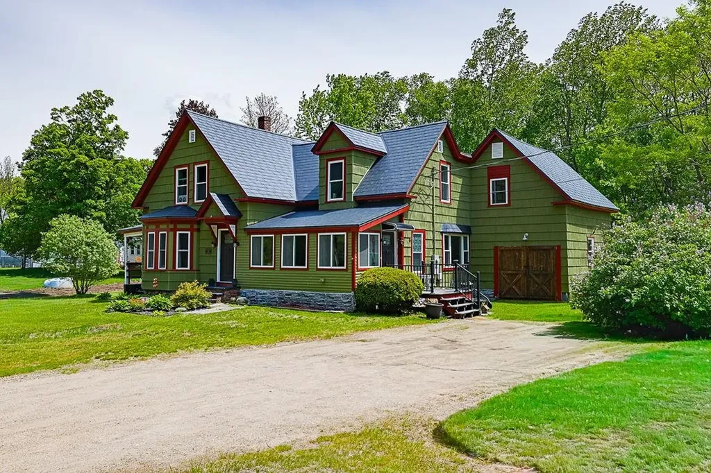 1113 Daniel Webster Highway Woodstock NH 03262
