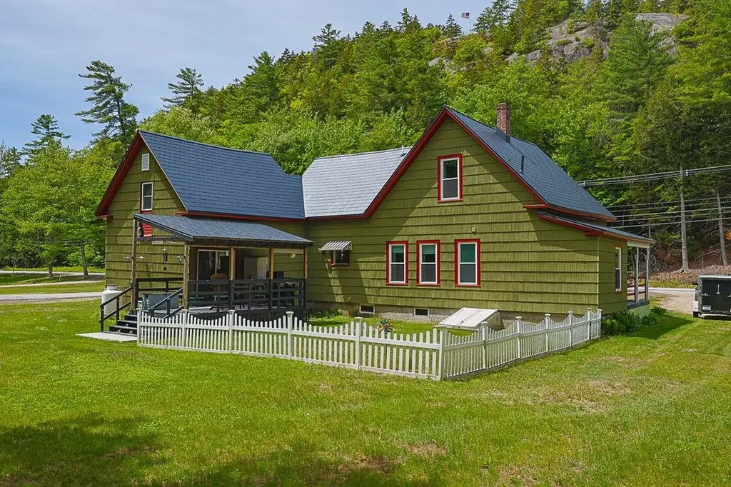 1113 Daniel Webster Highway Woodstock NH 03262