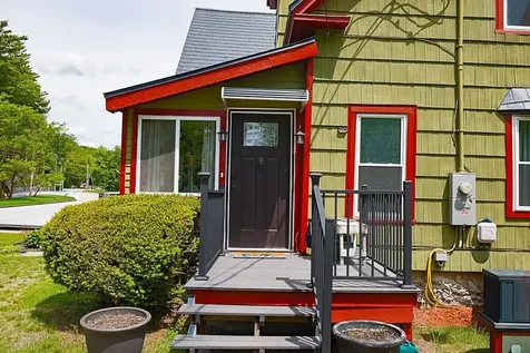 1113 Daniel Webster Highway Woodstock NH 03262