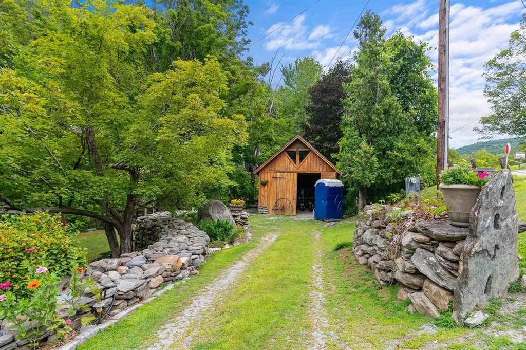 442 States Prison Hollow Road Starksboro VT 05487