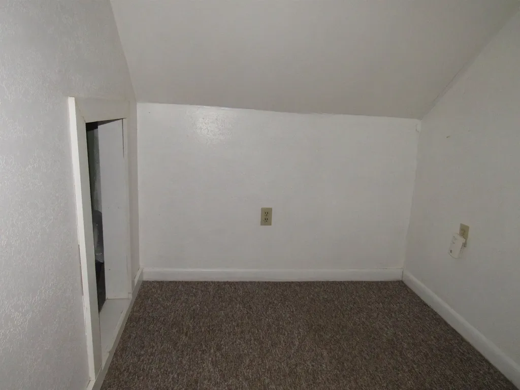 77 Maple Street Orleans VT 05860
